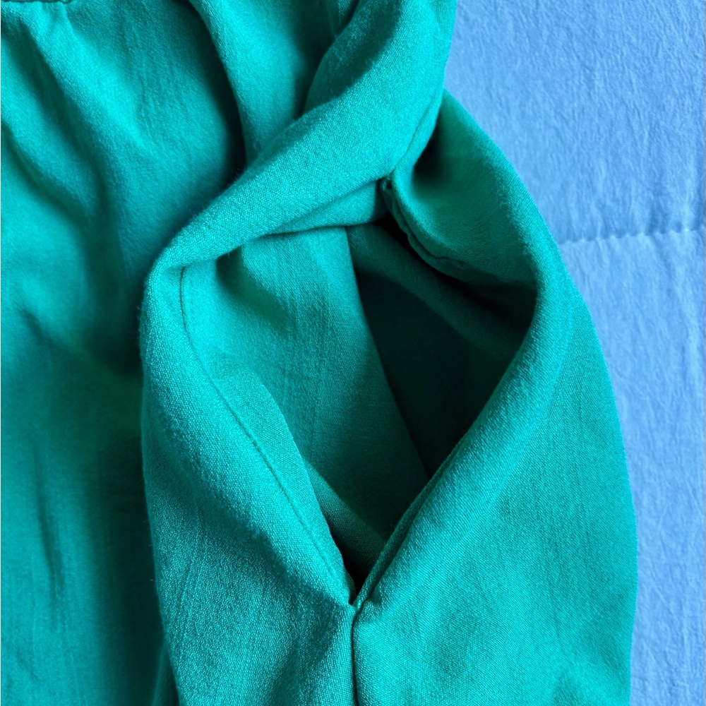 Francesca's Collections Vibrant Green Midi Dress - Picture 3 of 5